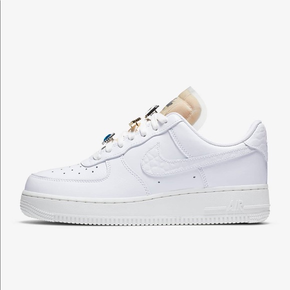Women’s Nike Air Force 1 ‘07 LX Bling CZ8101-100 Women’s Nike Air Force 1 ‘07 LX Bling CZ8101-100